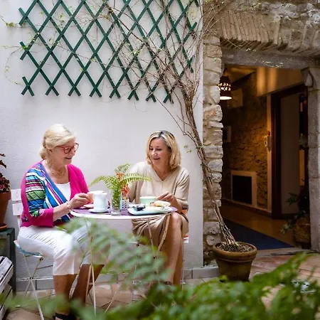 B&B La Bouganville Di Serena Fondi