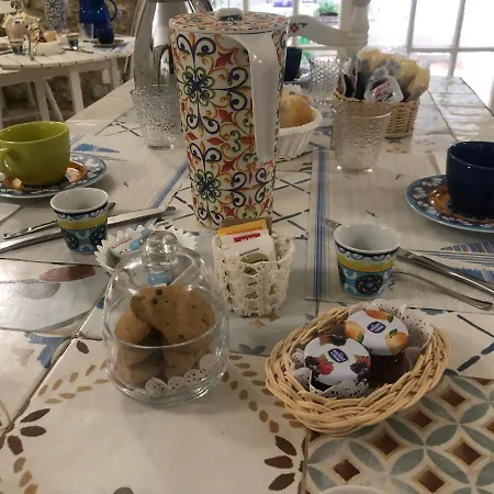 B&B La Bouganville Di Serena Bed & Breakfast 3*