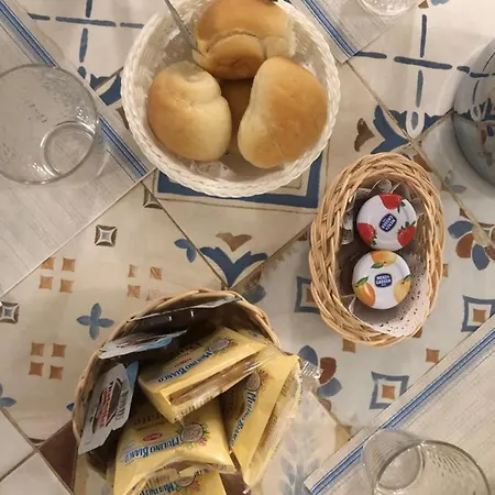 B&B La Bouganville Di Serena 3*