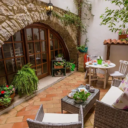 B&B La Bouganville Di Serena Bed & Breakfast 3*