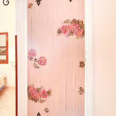 B&B La Bouganville Di Serena Bed & Breakfast 3*